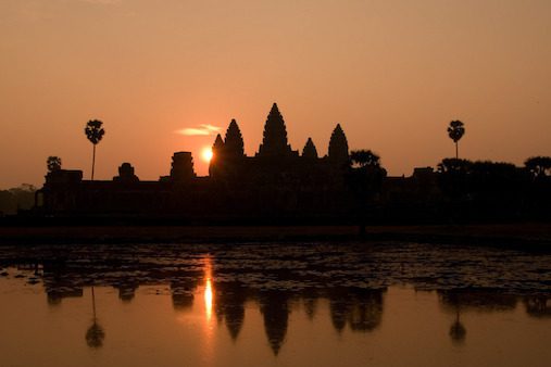 sunrise_at_angkor_wat-1