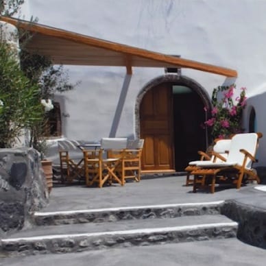 Perivolas Hotel Santorini Greece Luxury Getaway Holiday Uniq Luxe