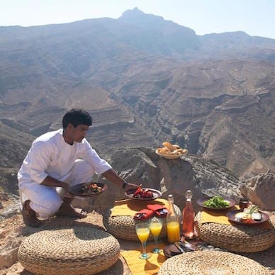 mountain picnic Zighy Bay Oman Uniq Luxe Uniqluxe Luxury Travel Holiday Retreat Six Senses